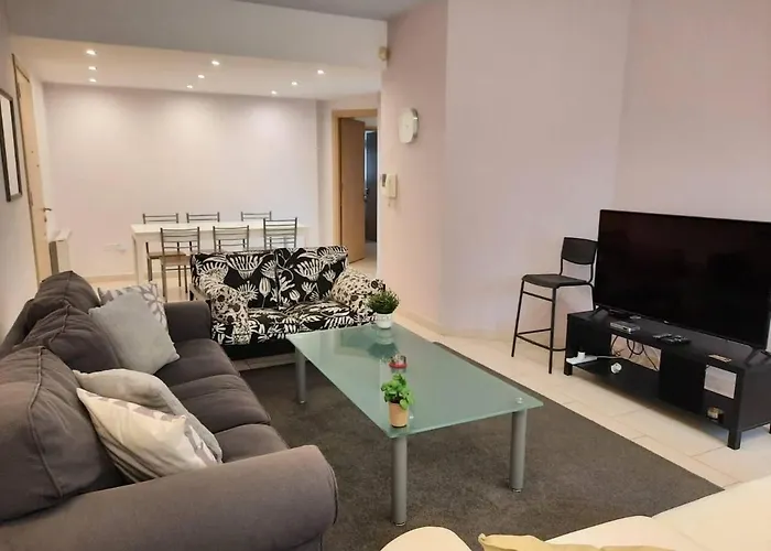 Sleeps 6 With Ensuite Apartmán Nikósie