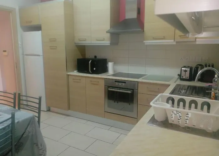 Sleeps 6 With Ensuite *