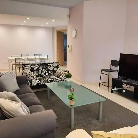 Lovely 3 Bedroom In Center Appartement Nicosie