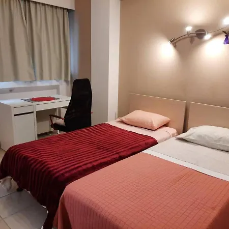 Sleeps 6 With Ensuite Nicosia