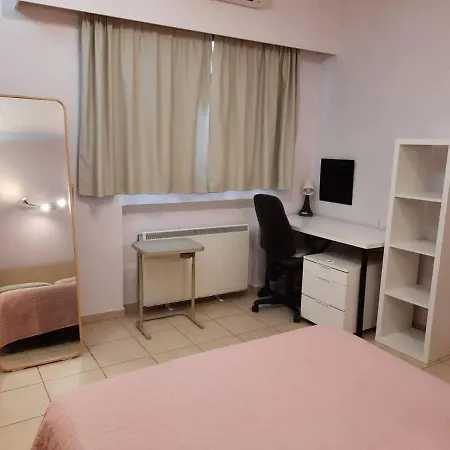 Sleeps 6 With Ensuite * نيقوسيا